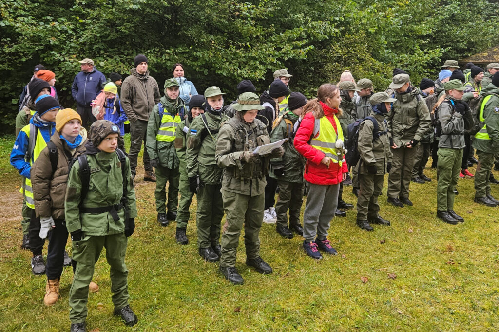 Kose noored vabariiiklikul võistlusmatkal